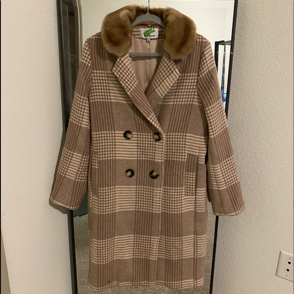 Heart loom coat medium